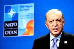 Venezuela must not fall into chaos, Erdogan tells Trump