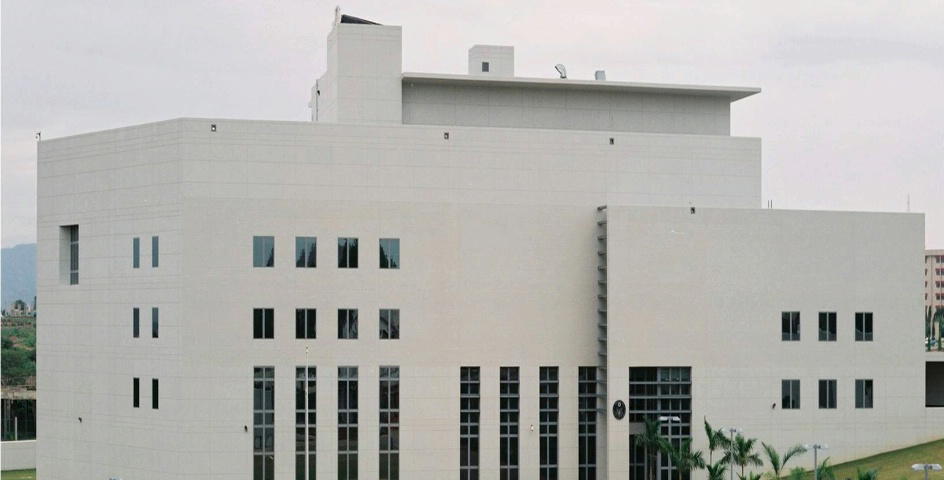 Security Alert: US Embassy warns citizens to avoid military, govt facilities in Abuja