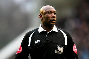 First black Premier League referee Rennie dies aged 65