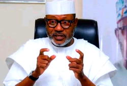 Just in: Former Environment minister under Buhari resigns from APC in Nasarawa