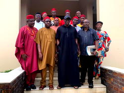 Igbo Ezue Socio-cultural group visits Ebie, eulogize him