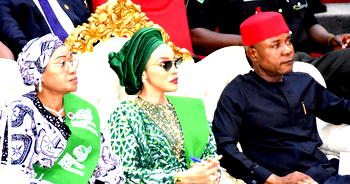 First Lady distributes 10,000 professional kits to midwives in Southeast
