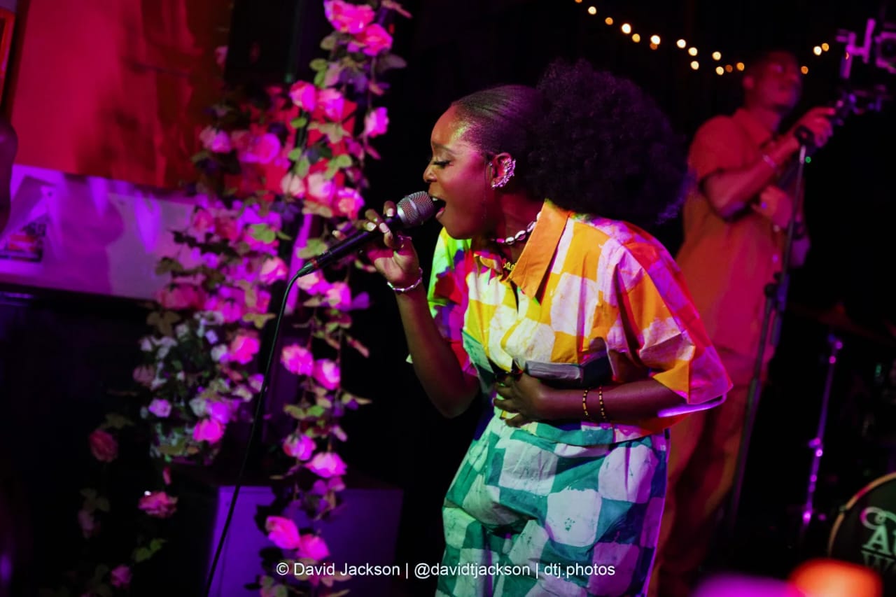 Banké debuts performance in UK, connects with local creatives