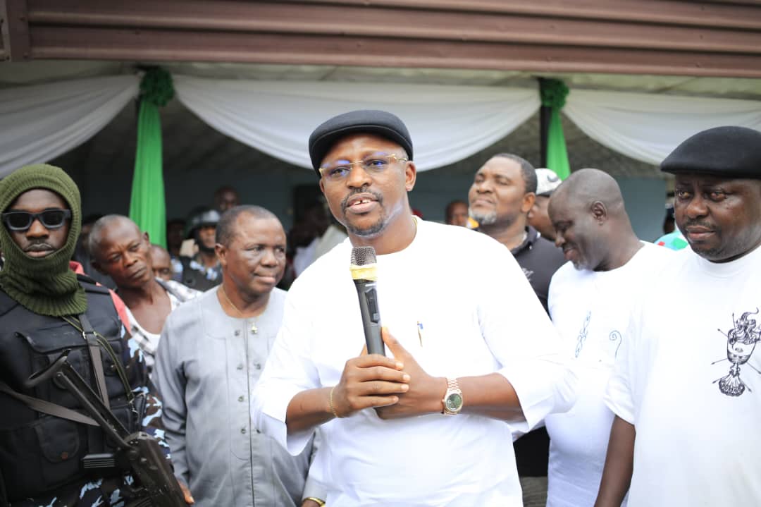 Osanebi fulfills promise, hands over two houses worth N100m