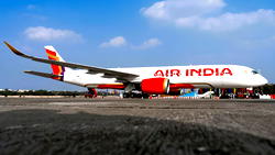 Bomb threat forces India flight to make emergency landing