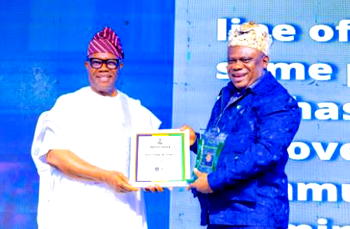 Nigerian Police Force honours King Chibuzor Chinyere with Police Support Recognition Award
