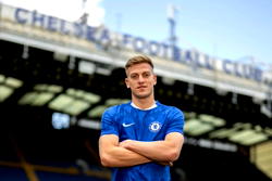 Chelsea complete signing of Ipswich striker Delap in £30m deal