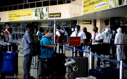 Hardship: Nigerians cut spending on foreign travels by 30%