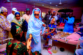 Philanthropist, Halima Zakari visits VVF hospital, donates cash