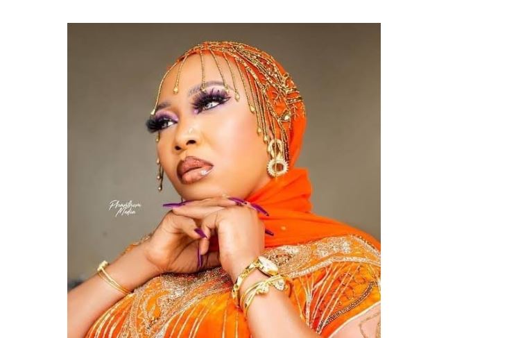 My podcast a therapy session for people to reflect on their journey — Wasila Coded
