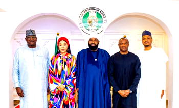 Banks’ CEOs donate relief materials to Mokwa flood victims