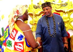 Diaspora Asante Queen UK and Ireland visits Eze Igbo Ghana to extend royal invitation