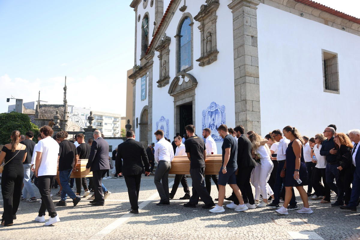Photos: Family, football stars gather for funeral of Diogo Jota and brother André Silva