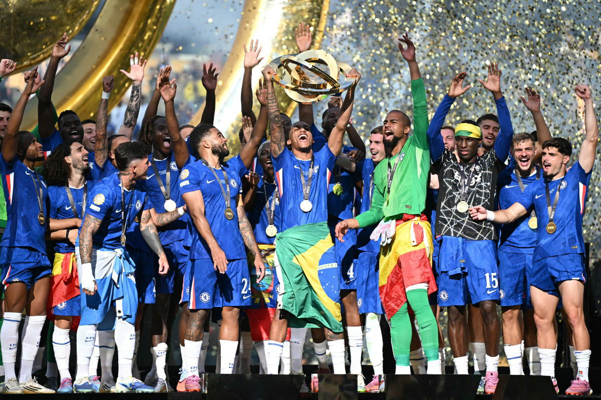 Chelsea thrash PSG 3-0 to win FIFA Club World Cup