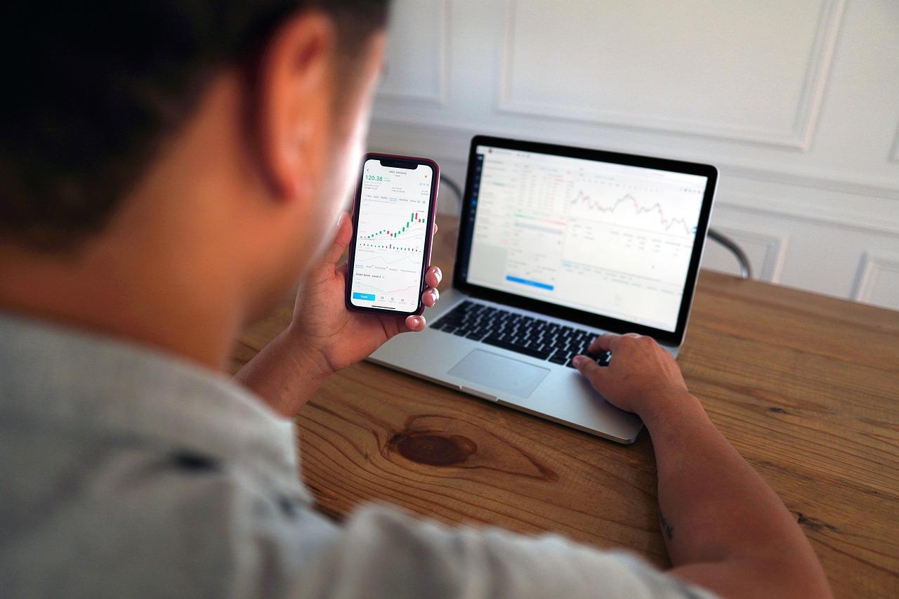 AI-Tools-That-Streamline-Daily-Forex-News-for-Faster-Decisions.jpg