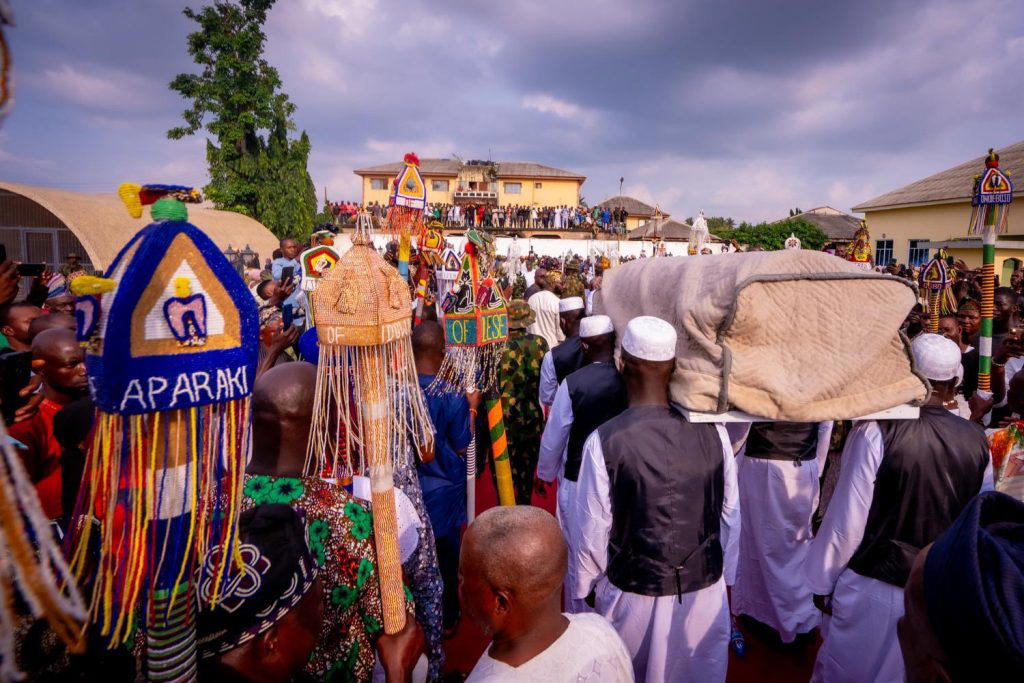 How soldiers barred traditionalists from taking over Awujale’s Muslim funeral