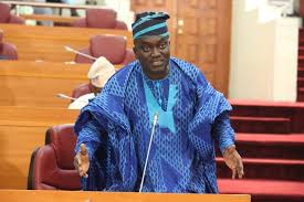 Lagos Commissioner threatens to demolish shops over indiscriminate refuse disposal