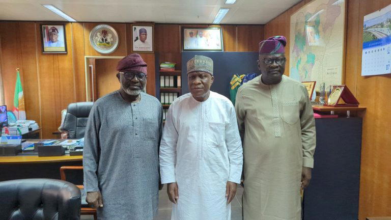 Minister meets chairman, MD of south West Commission, urges collaboration