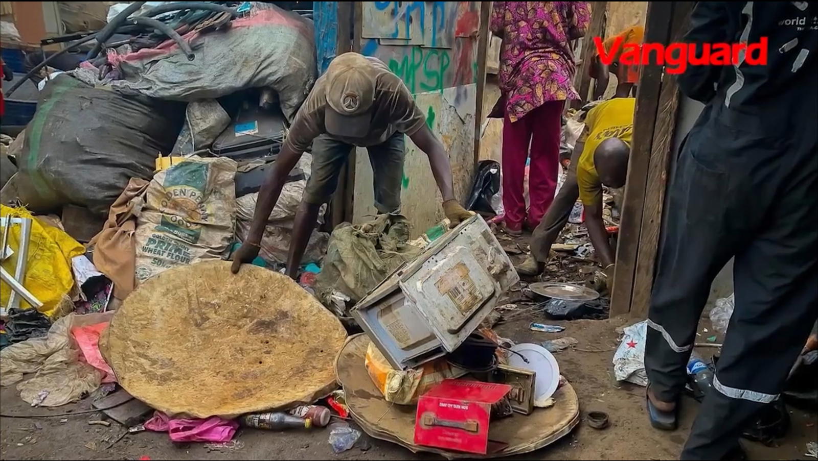 People Talk: Do you support Lagos’ relaunch of monthly sanitation exercise?