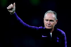 Gascoigne urges England to replicate 1990 spirit at World Cup