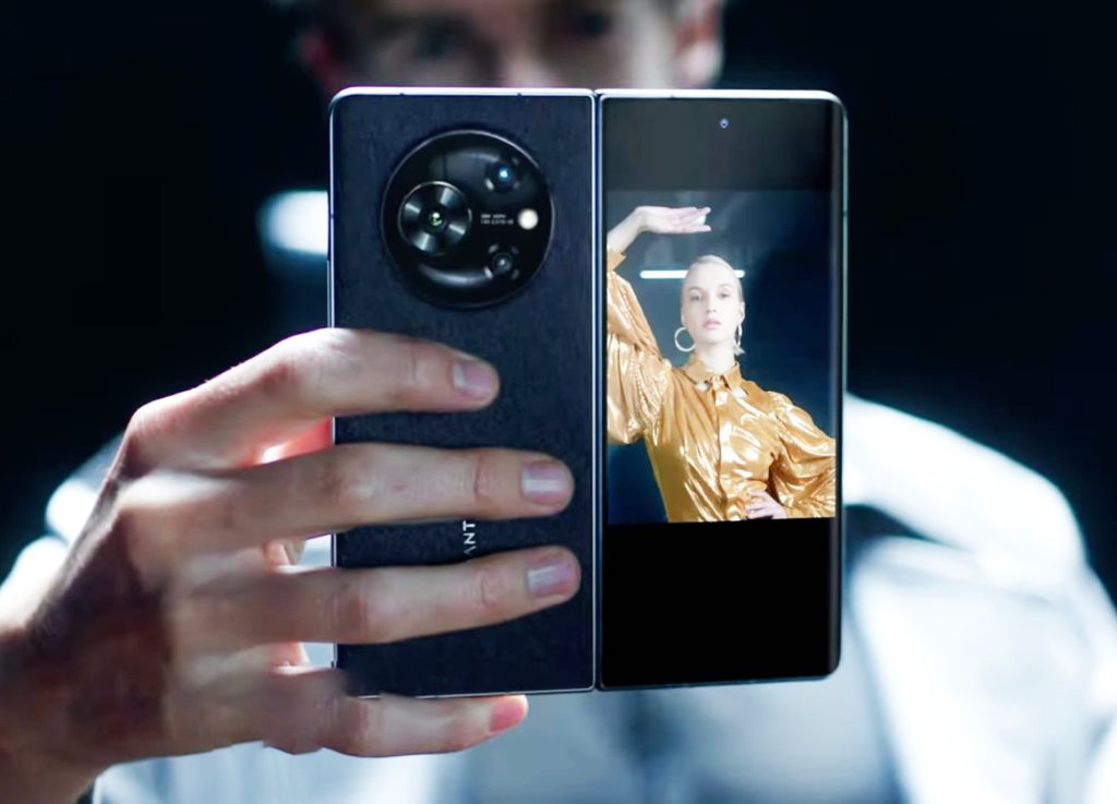Tecno Phantom V Fold