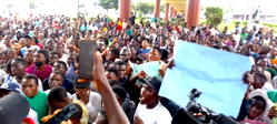 Academic activities halted as Ibadan Poly Students protest renaming after Olunloyo