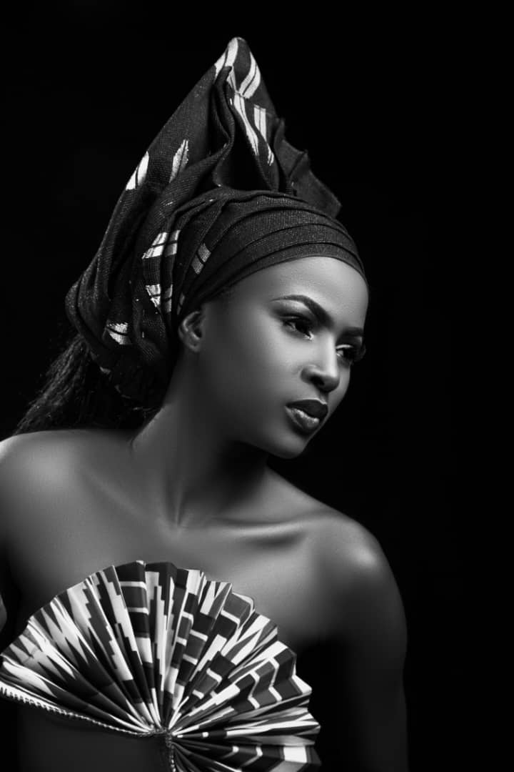 Olamide Bakare’s Gèlè: A visual symphony of elegance and cultural heritage