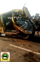 Tragedy as 8 die, 8 injured in head-on collision between bus, truck in Lagos
