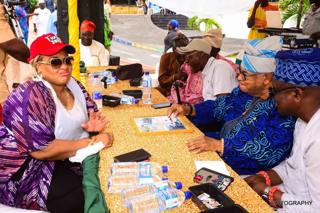 Honouring Elders: Onigbongbo LCDA hosts community retreat, wellness programme