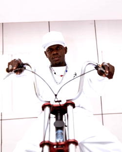 A story of talent, culture, purpose: King Soundboi releases new single “Alimama”