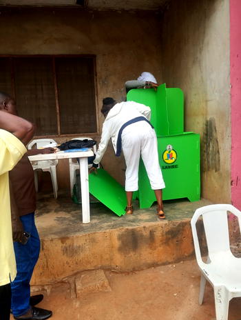 Delayed materials, mixed turnout mark Lagos LG elections in Isolo, Yaba, Isheri Osun