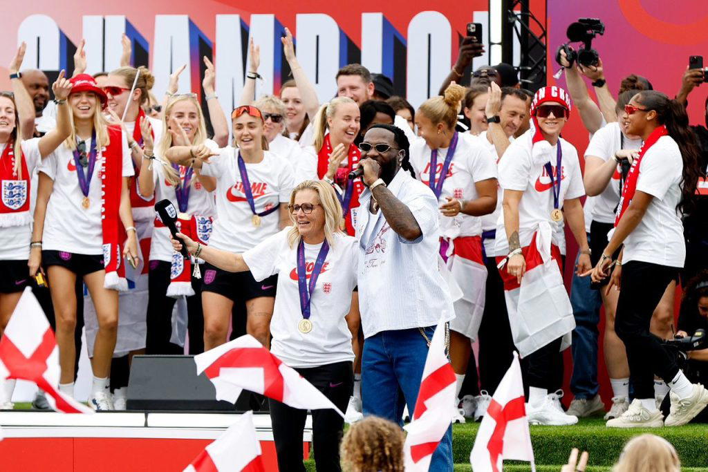 Burna Boy electrifies stage at England lionesses’ UEFA Euro victory celebration