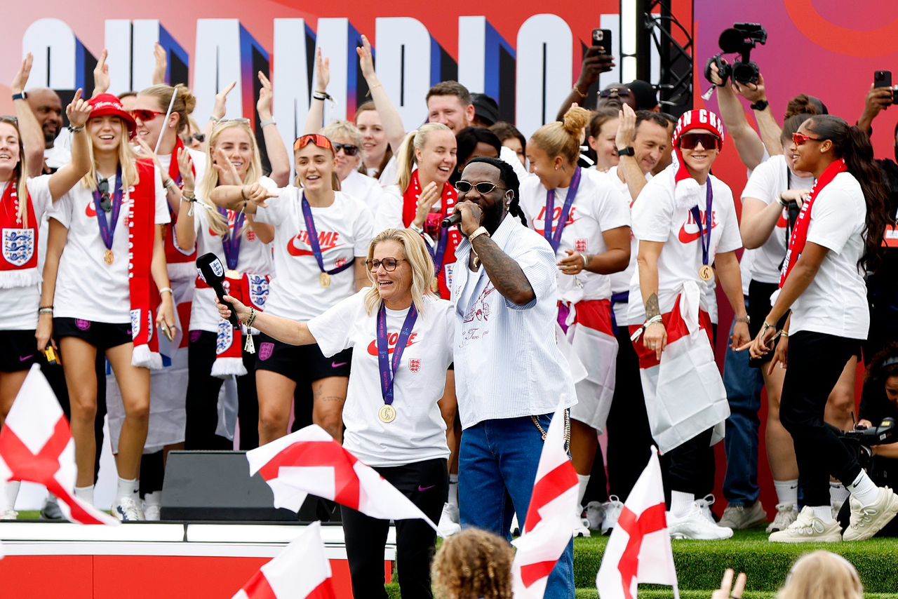 Burna Boy electrifies stage at England lionesses’ UEFA Euro victory celebration