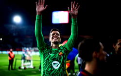 Barcelona’s Szczesny renews contract until 2027