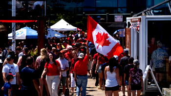Canada to allow thousands of immigrants bring in parents, grandparents