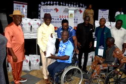 Dangote Foundation flags-off distribution of food palliative to vulnerable households in Bayelsa