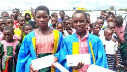 ESLF rewards outstanding pupils at Benue IDPs camp Learning Centre