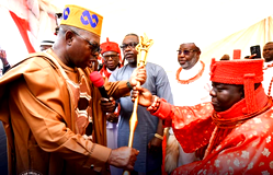 Senator Dafinone congratulates Effurun-Otor monarch on presentation of staff of office
