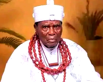 Senator Dafinone mourns Ohworode of Olomu Kingdom