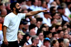 ‘Sometimes I want to quit’ says troubled Man Utd boss Amorim