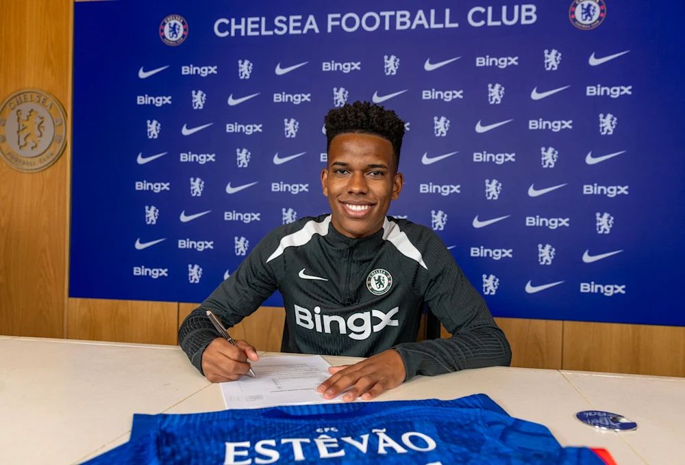 Chelsea’s new Brazilian starlet Estevão vows to make family proud