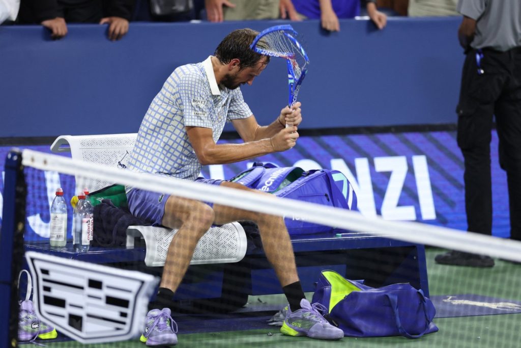 Medvedev ‘needs help’ after US Open meltdown – Becker