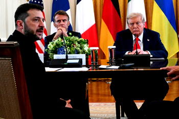 Zelensky gifts Trump golf club of Ukraine war veteran