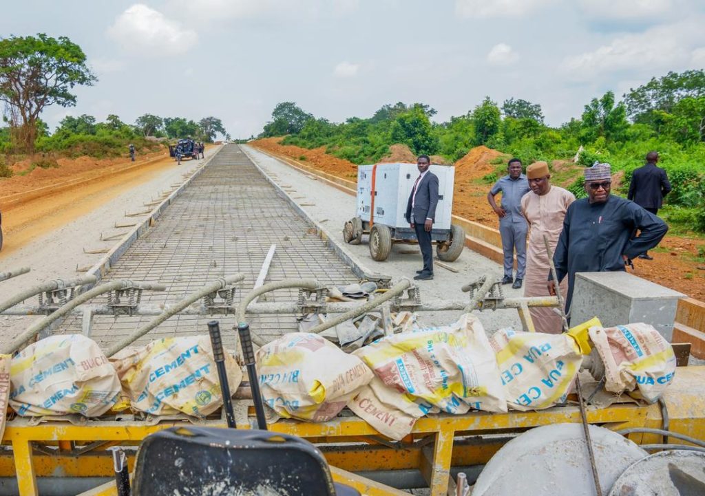 Abdulrazaq inspects 49km road, says Kwarans behind Tinubu for second term