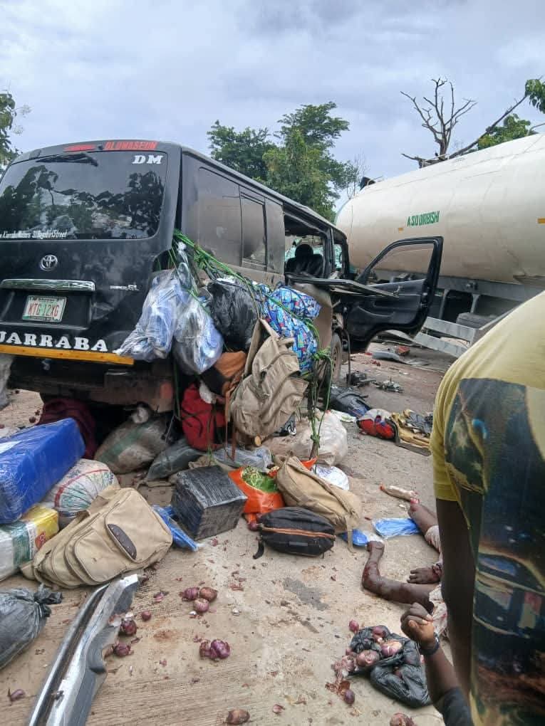 Five killed, six injured in Calabar-Ugep Highway crash