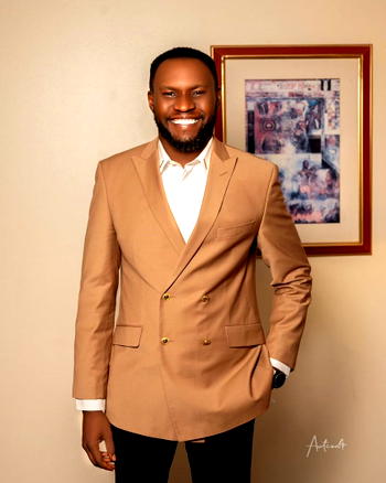 Do not despair  —  APC chieftain  charges Nigerian youths