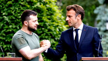 Macron says only Zelensky can negotiate Ukraine territory deal