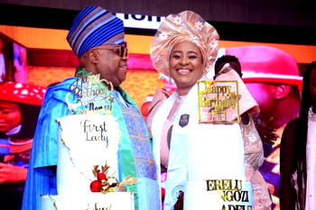 Osun Gov, Adeleke celebrates wife, Erelu Ngozi on her birthday, extol her virtues