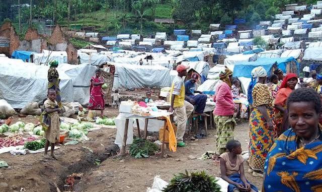 Yelewata massacre: PENGASSAN donates food, health materials to IDP camp