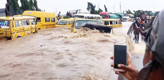 Traffic gridlock as flash floods take over roads, submerge homes in Lagos